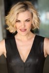 Kari Wahlgren