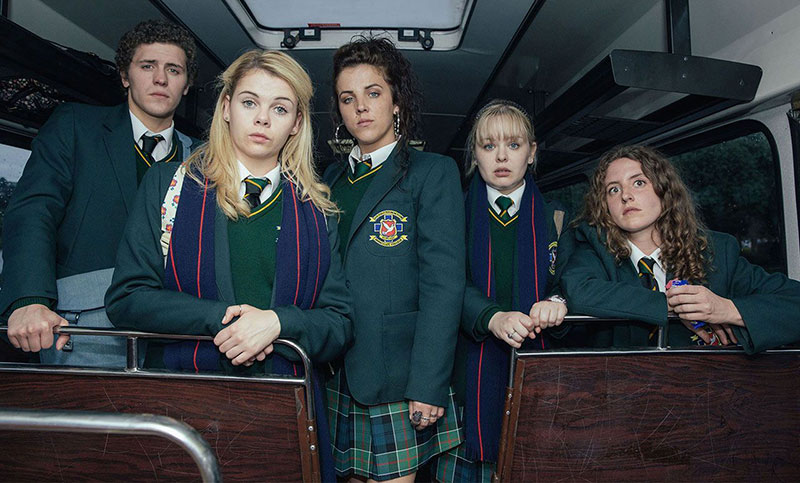 دانلود سریال Derry Girls (دختران شهر دری) با زیرنویس فارسی چسبیده