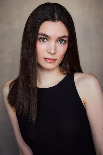 Elizabeth Hunter