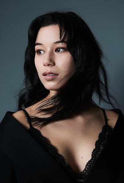 Mya Lowe