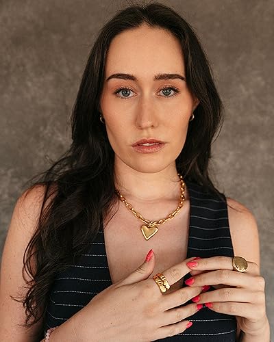 Amelia Burstyn