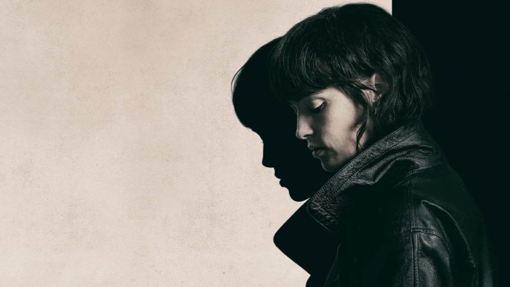 دانلود فیلم She Walks in Darkness 2025 ( او در تاریکی قدم میزند ۲۰۲۵ ) با زیرنویس فارسی چسبیده