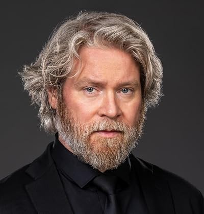Lukas Loughran